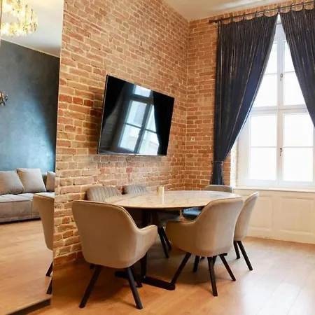 아파트 Apartment In The Heart Of The Old Town